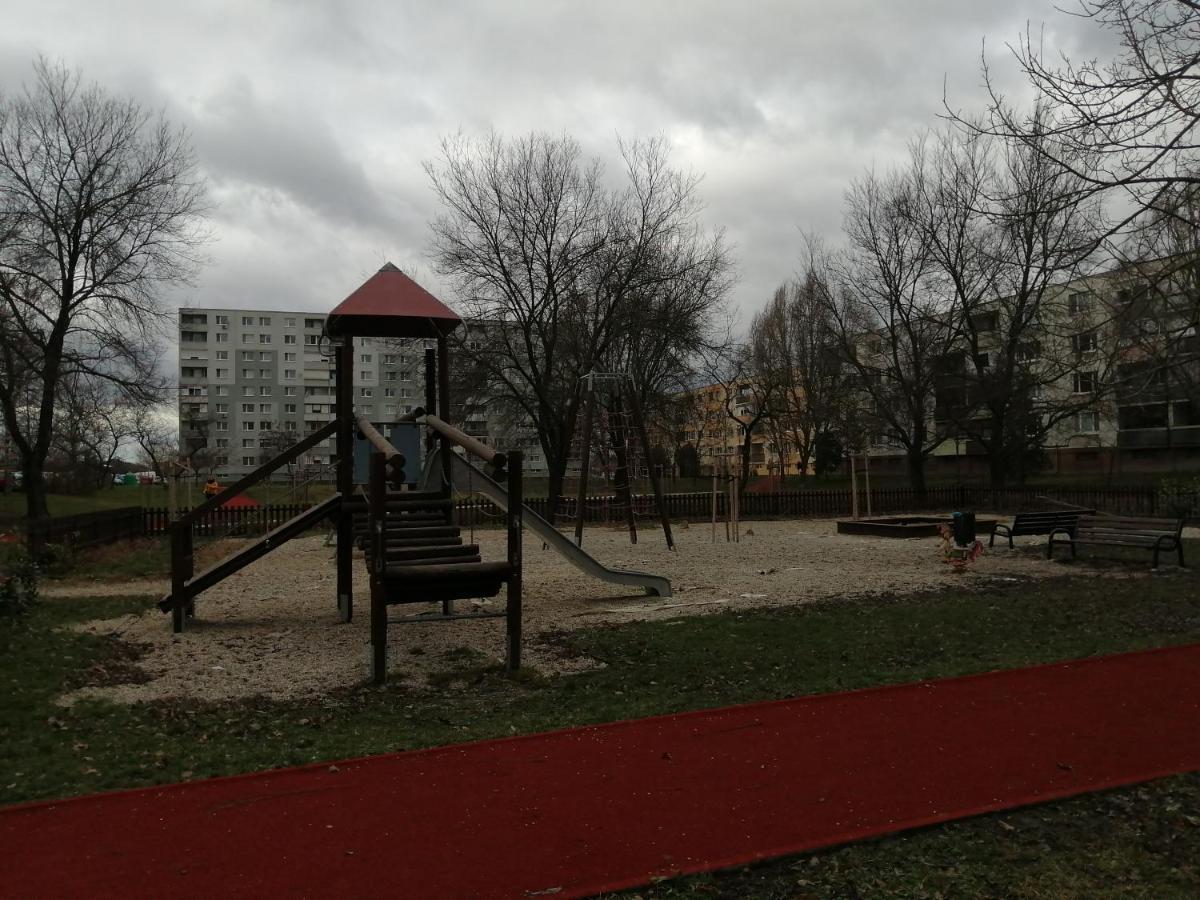 Ubytovanie Emily Dunajská Streda Zewnętrze zdjęcie