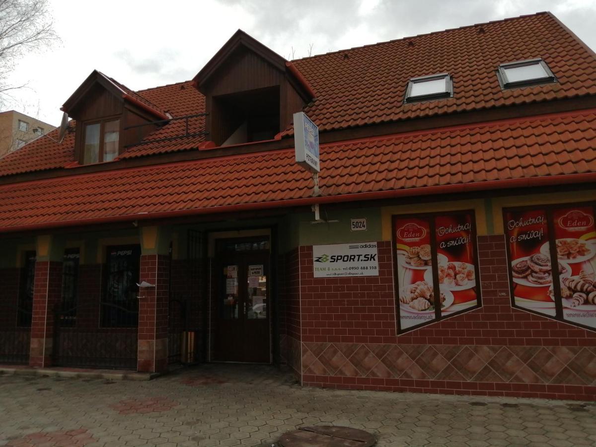Ubytovanie Emily Dunajská Streda Zewnętrze zdjęcie